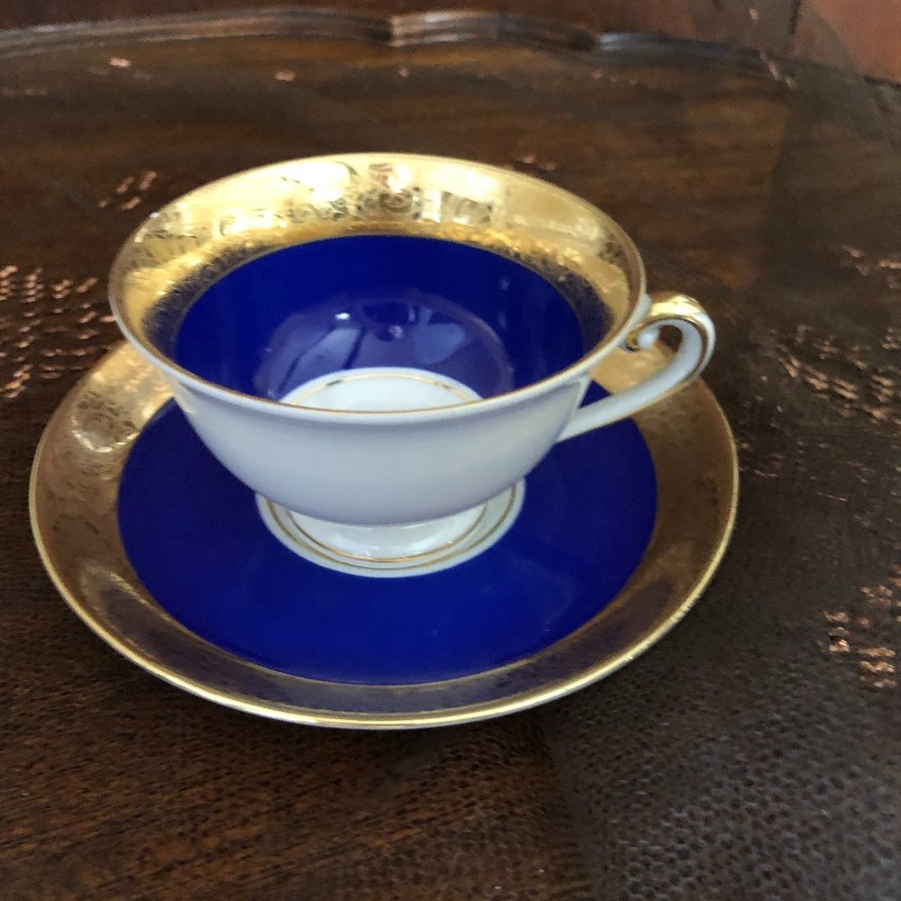 BEAUTIFUL CUP & SAUCER